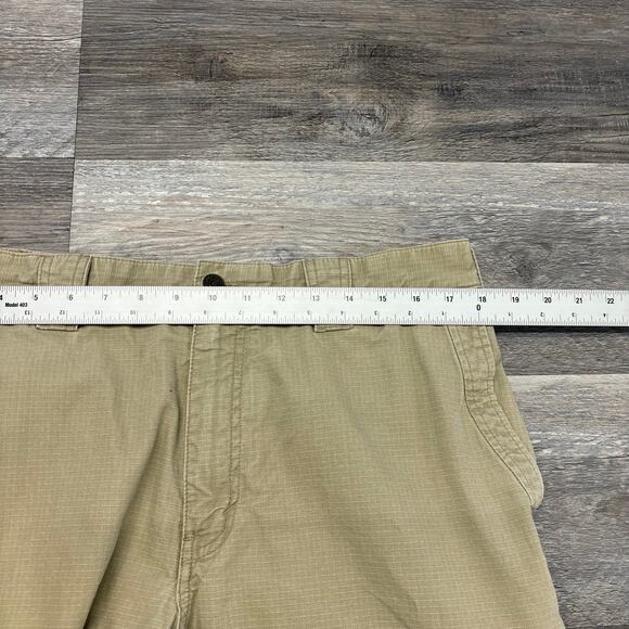 Eddie Bauer Tan Mens 36x33 Utility Fit Ripstop Khaki Cargo Pants Loose Straight - Picture 10 of 15